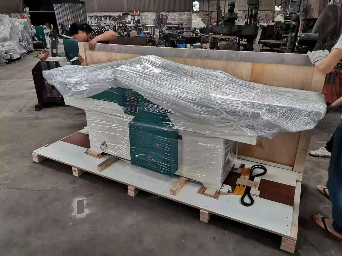 400 мм 15,7-дюймовый деревообр – обзор и цена Woodworking Machinery
